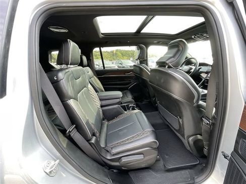 Used 2024 Jeep Grand Cherokee L Summit w/ Advanced Protech Group IV AWD/4WD image 37