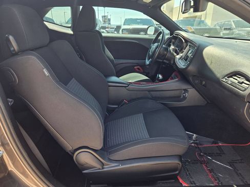Used 2023 Dodge Challenger GT w/ Blacktop Package AWD/4WD image 27