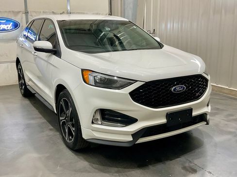 Used 2023 Ford Edge ST AWD/4WD image 2