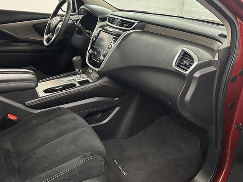 Used 2018 Nissan Murano S image 35