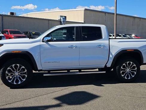 New 2026 GMC Canyon Denali image 5