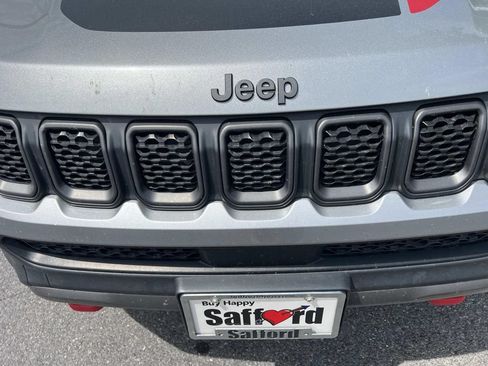 Used 2024 Jeep Compass Trailhawk w/ Trailhawk Elite Group AWD/4WD image 4