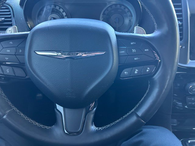 Used 2018 Chrysler 300 S w/ Safetytec Plus Group RWD image 17