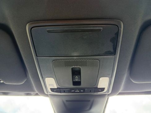 Used 2025 Honda CR-V Sport image 18