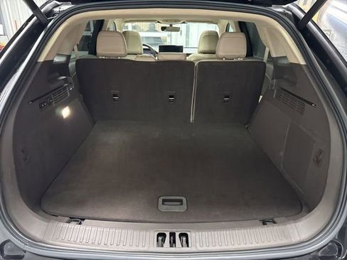 Used 2023 Lincoln Nautilus Reserve w/ Monochromatic Package image 22