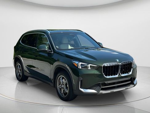 Certified 2023 BMW X1 xDrive28i w/ Premium Package AWD/4WD image 3