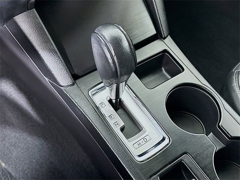 Used 2017 Subaru Outback 2.5i Limited image 25