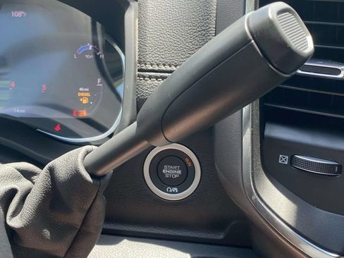 New 2026 RAM 2500 Laramie AWD/4WD image 26
