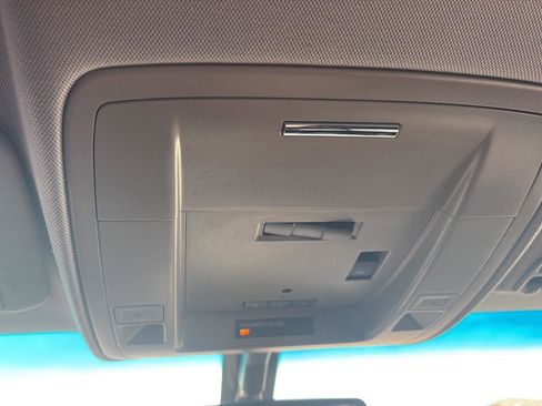 Used 2015 GMC Sierra 1500 SLE w/ SLE Value Package image 18