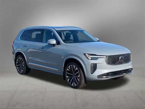 Certified 2026 Volvo XC90 B6 Plus w/ Protection Package Premier image 8