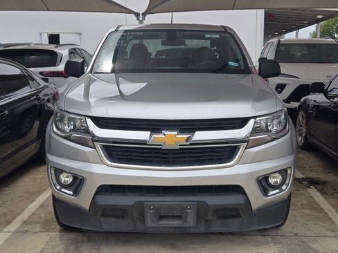 Used 2016 Chevrolet Colorado W/T RWD image 2