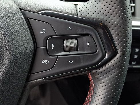 Used 2024 Chevrolet Trax RS w/ Driver Confidence Package image 21