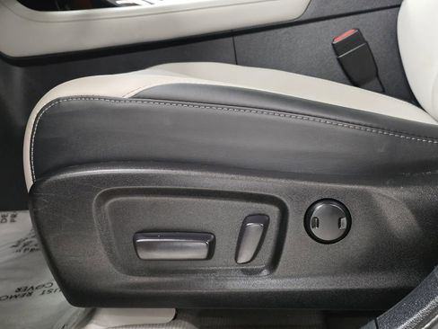 Used 2018 Lexus RX 350 FWD w/ Premium Package image 26
