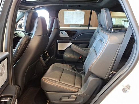 New 2025 Lincoln Aviator Black Label image 5