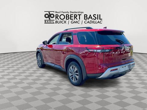 Used 2024 Nissan Pathfinder SV AWD/4WD image 6