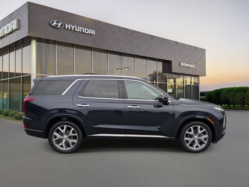 Used 2021 Hyundai Palisade Limited AWD/4WD image 2
