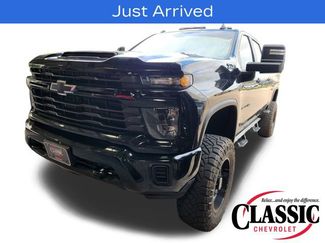 Used 2024 Chevrolet Silverado 2500 Custom w/ Custom Value Package video 4