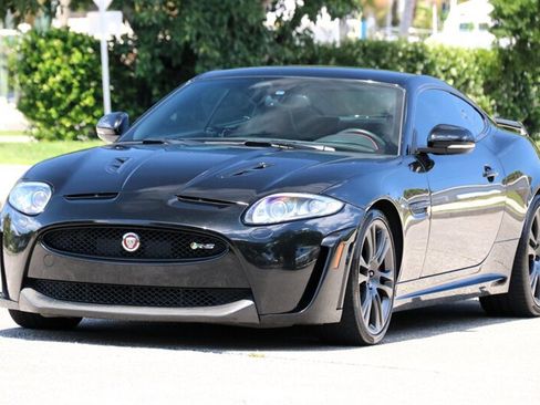 Used 2015 Jaguar XKR R-S RWD image 11