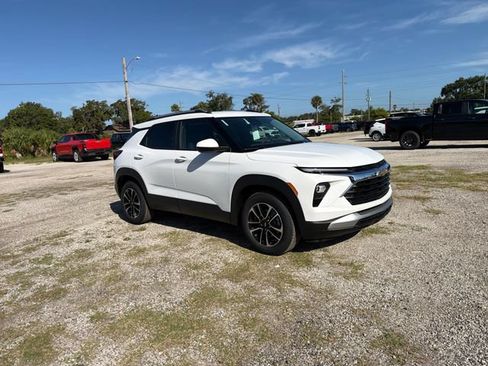 New 2026 Chevrolet TrailBlazer LT FWD image 15