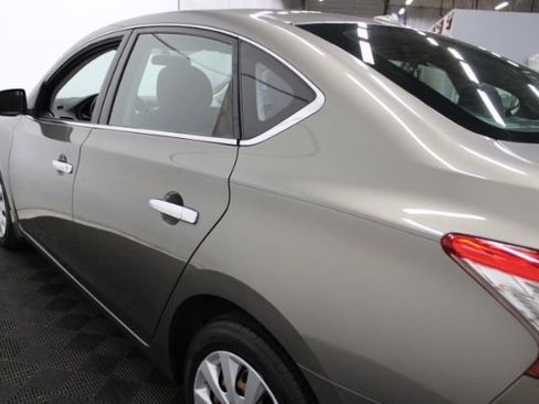 Used 2015 Nissan Sentra SV image 8