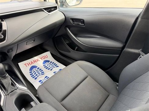 Used 2023 Toyota Corolla LE image 13