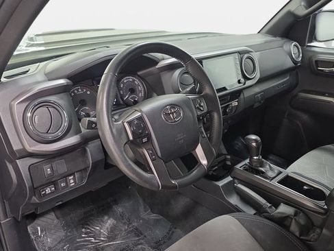 Certified 2023 Toyota Tacoma TRD Sport AWD/4WD image 13