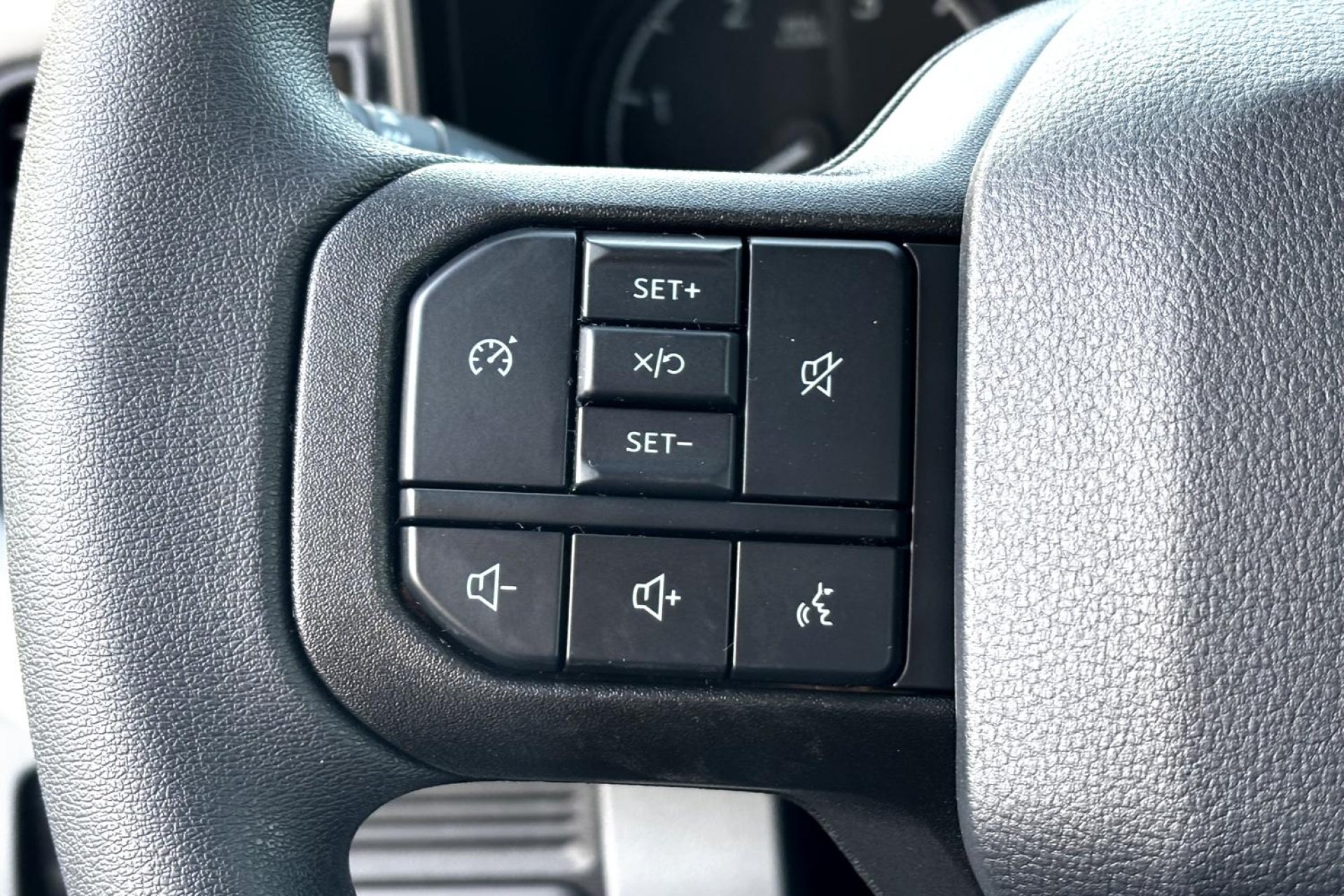 New 2025 Ford F250 XL w/ XL Driver Assist Package RWD image 17