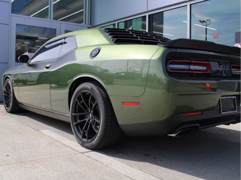 Used 2021 Dodge Challenger R/T Scat Pack w/ T/A Package image 11