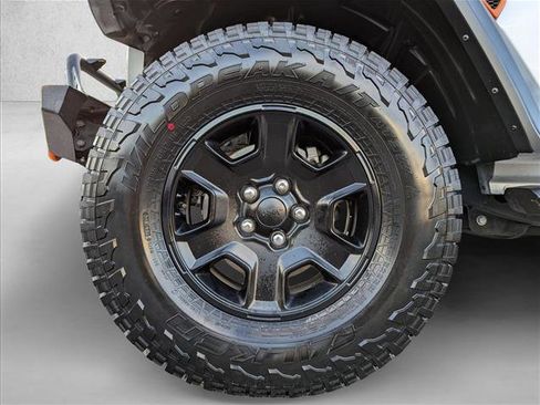 Used 2022 Jeep Gladiator Mojave w/ Trailer Tow Package image 23