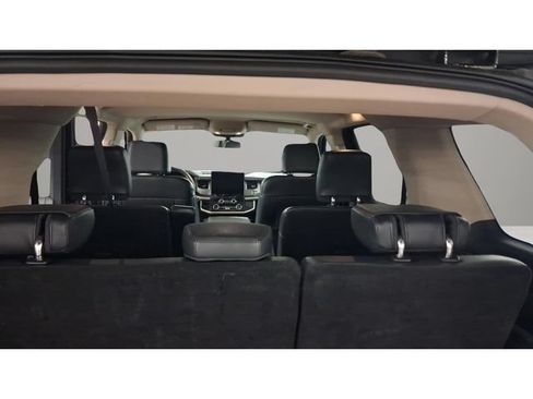 Used 2024 Ford Expedition XLT AWD/4WD image 22