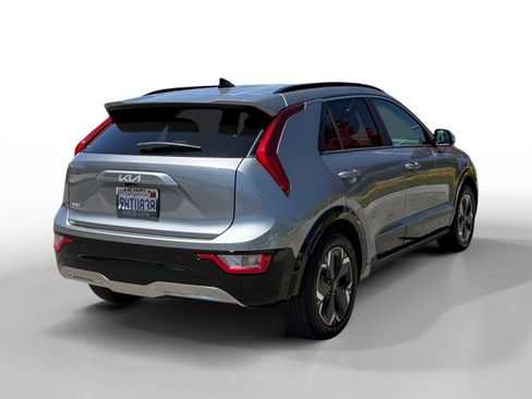 Used 2023 Kia Niro Wind FWD image 5