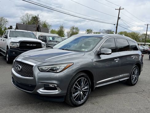 Used 2019 INFINITI QX60 Luxe w/ Sensory Package AWD/4WD image 9