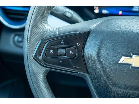 Used 2026 Chevrolet Trax LT FWD image 17