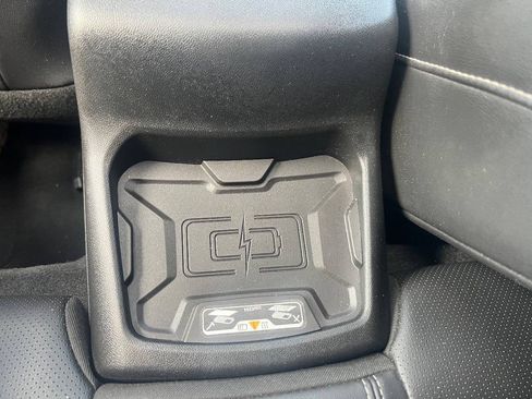 Used 2018 Chevrolet Camaro SS RWD image 22