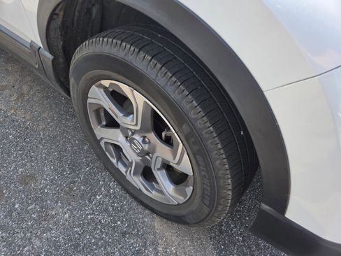 Used 2019 Honda CR-V EX-L image 4