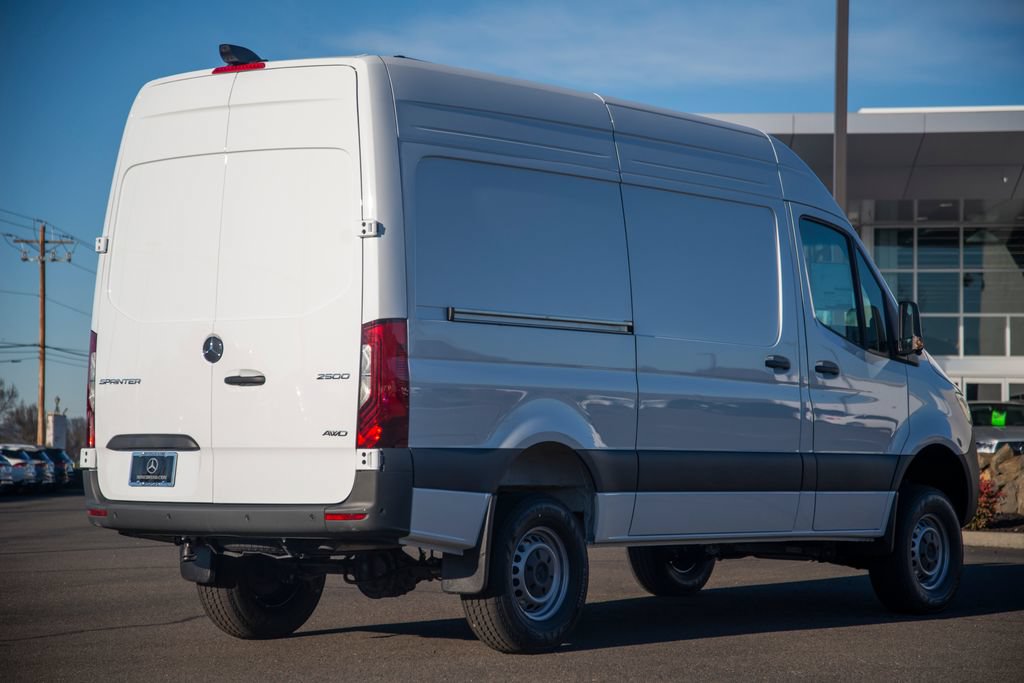 New 2026 Mercedes-Benz Sprinter 2500 image 9