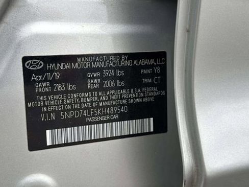 Used 2019 Hyundai Elantra SE w/ Cargo Package FWD image 26