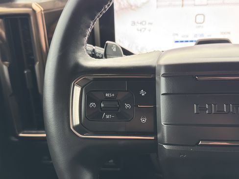 Used 2024 GMC Hummer EV 2X w/ Extreme Off-Road Package image 18