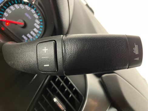 Used 2017 Chevrolet Suburban LT image 28