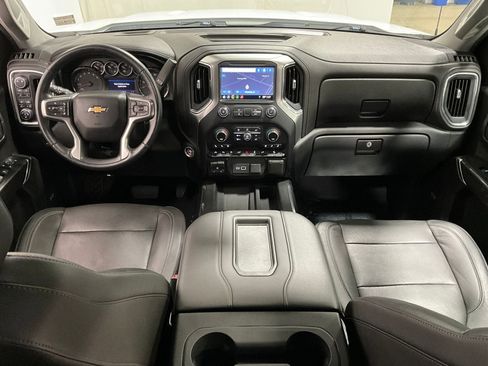 Used 2019 Chevrolet Silverado 1500 LTZ w/ LTZ Premium Package AWD/4WD image 15