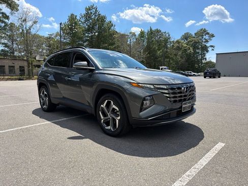 Certified 2022 Hyundai Tucson Limited AWD/4WD image 8