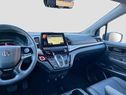 Used 2023 Honda Odyssey Touring image 25