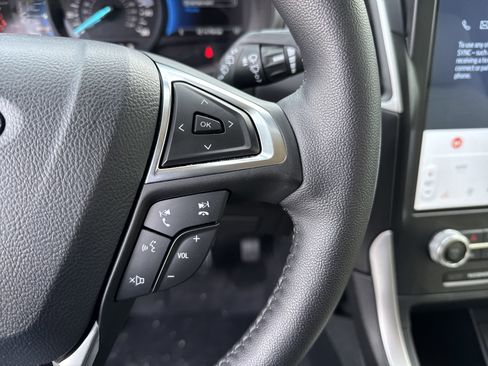 Used 2024 Ford Edge SEL image 31