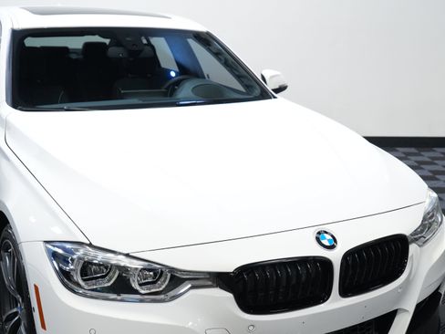 Used 2016 BMW 340i Sedan RWD image 12