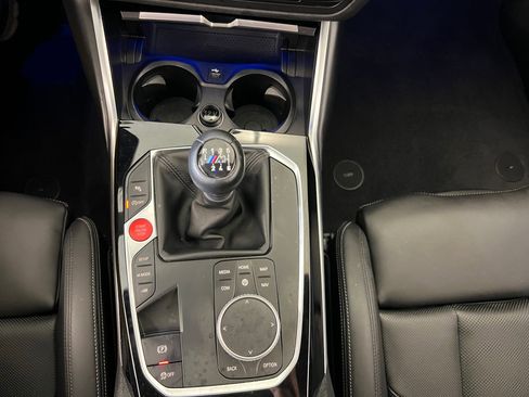 Used 2022 BMW M4 Coupe image 17