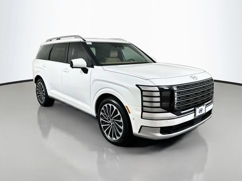 New 2027 Hyundai Palisade Calligraphy FWD image 3