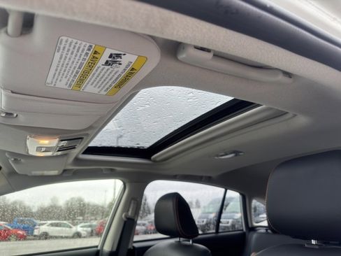 Used 2017 Subaru Crosstrek 2.0i Limited image 25