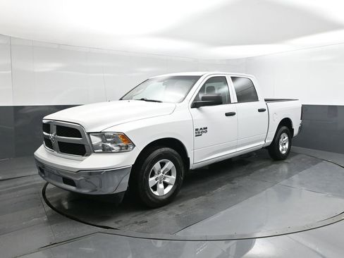 Used 2022 RAM 1500 Classic SLT image 34