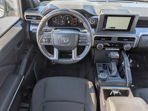 Used 2025 Toyota 4Runner SR5 image 18