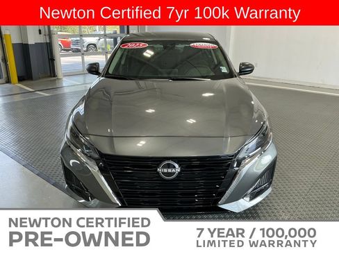 Used 2025 Nissan Altima 2.5 S FWD image 19